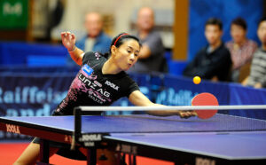 Tischtennisspielerin Liu Jia, die sich 1997 mit 14 Jahren dem Verein Linz AG Froschberg anschließt, kürt sich zur ersten österreichischen Europameisterin im Tischtennis-Einzel. Insgesamt nimmt sie an sechs Olympischen Spielen teil