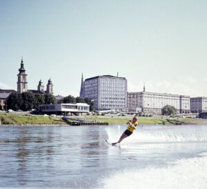 Mit dem Wassersportzentrum auf der Landzunge des Winterhafens und dem Bau der Stadtsporthalle werden zwei große Sport-Projekte vorgestellt